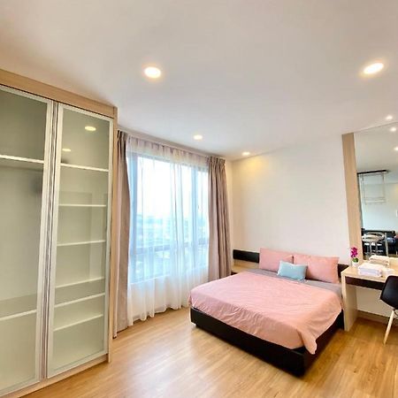 Dream Suite 2 - Landmark Residence 1, High Floor, Nice View, Wi-Fi & Tv Box كاجانغ المظهر الخارجي الصورة