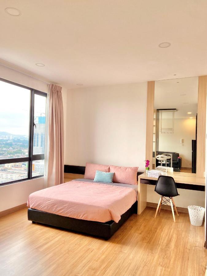 Dream Suite 2 - Landmark Residence 1, High Floor, Nice View, Wi-Fi & Tv Box كاجانغ المظهر الخارجي الصورة