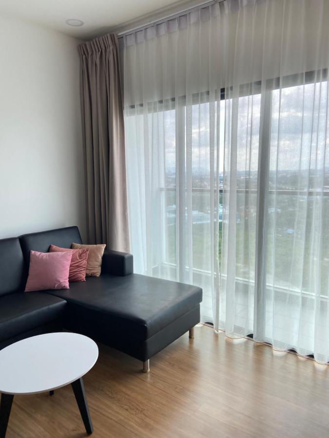 Dream Suite 2 - Landmark Residence 1, High Floor, Nice View, Wi-Fi & Tv Box كاجانغ المظهر الخارجي الصورة