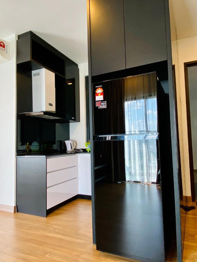 Dream Suite 2 - Landmark Residence 1, High Floor, Nice View, Wi-Fi & Tv Box كاجانغ المظهر الخارجي الصورة