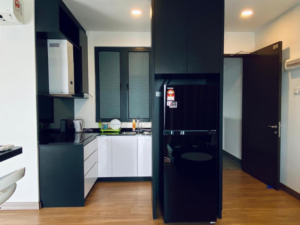 Dream Suite 2 - Landmark Residence 1, High Floor, Nice View, Wi-Fi & Tv Box كاجانغ المظهر الخارجي الصورة